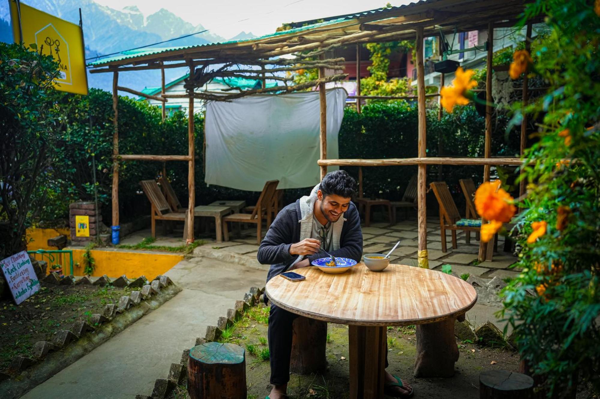 Yaarana Stay & Cafe, Vashisht, Manali Exterior foto
