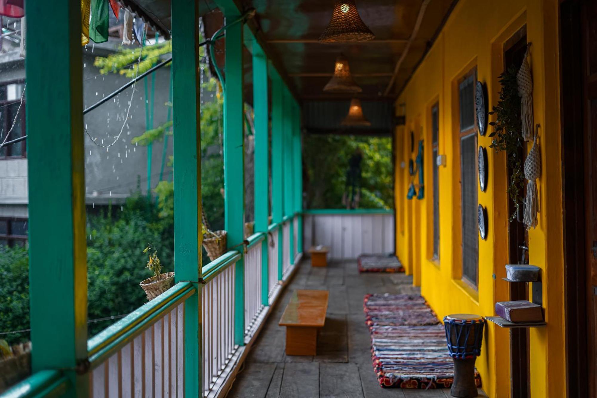 Yaarana Stay & Cafe, Vashisht, Manali Exterior foto